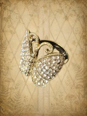 Fairy Gather Rings 🍄🧚‍♀️ Clear Rhinestones Butterfly Gold Tone Adjustable Ring